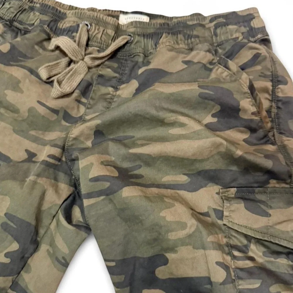 Sanctuary Green Camouflage Pants